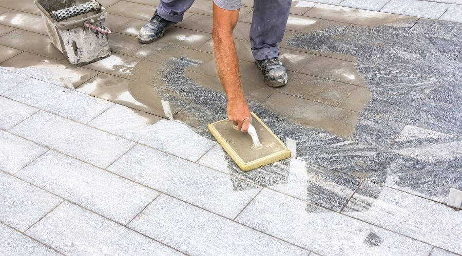 Expert Emergency Roof Repairs services in Cincinnati, OH